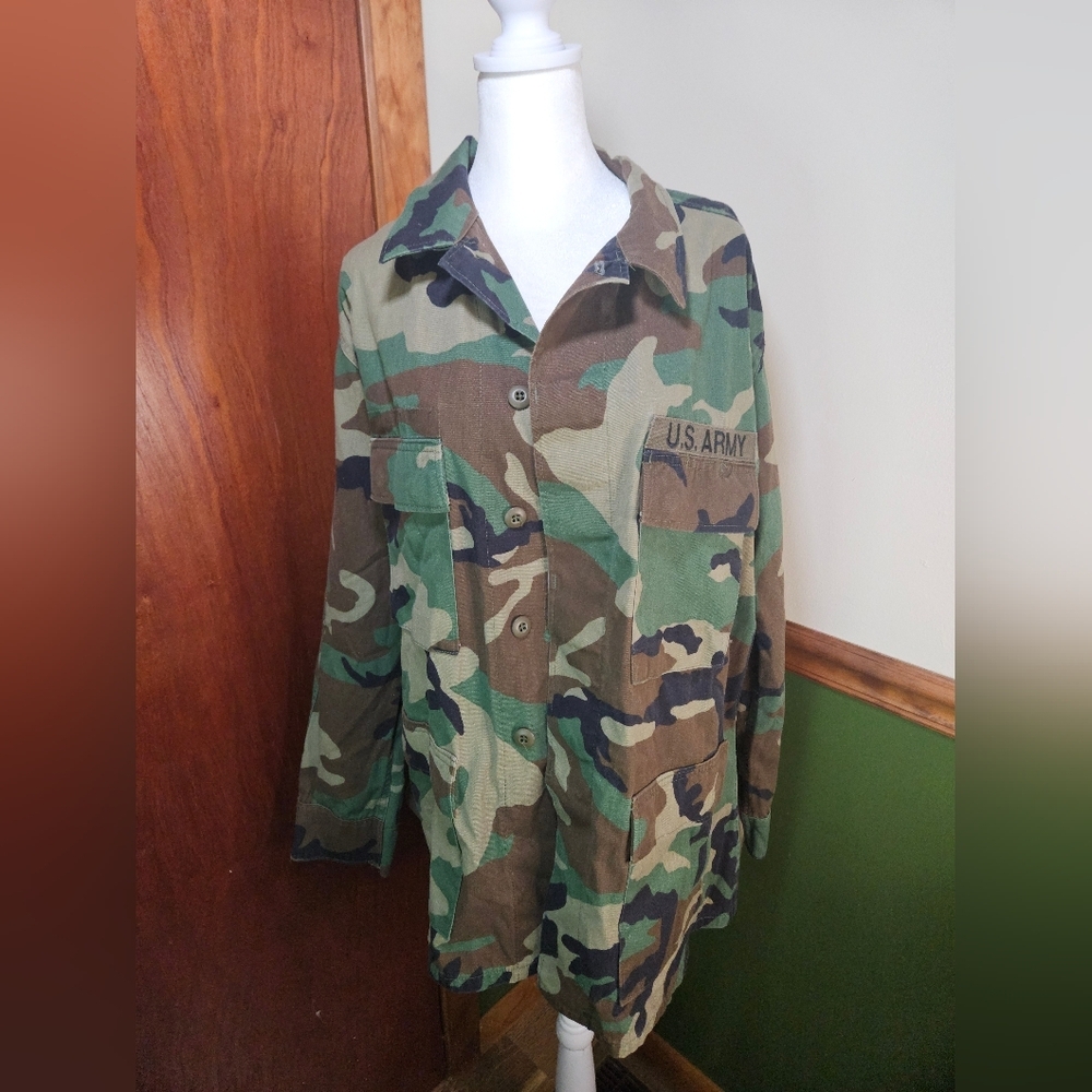 US Army Camouflage Jacket Size Large